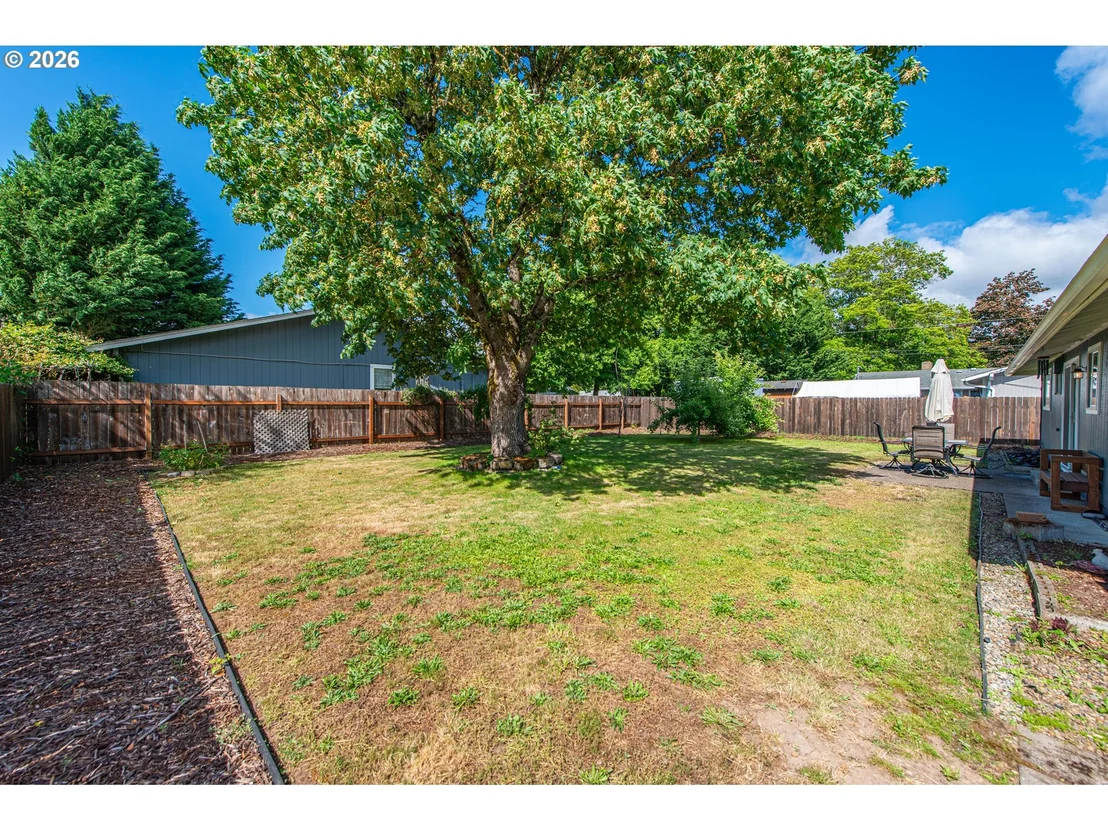 Photo of 5621 CODY AVE