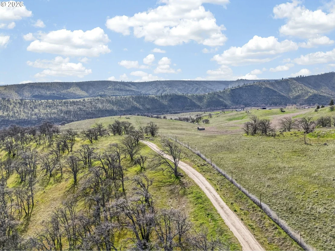 Photo of 3475 THREE MILE RD