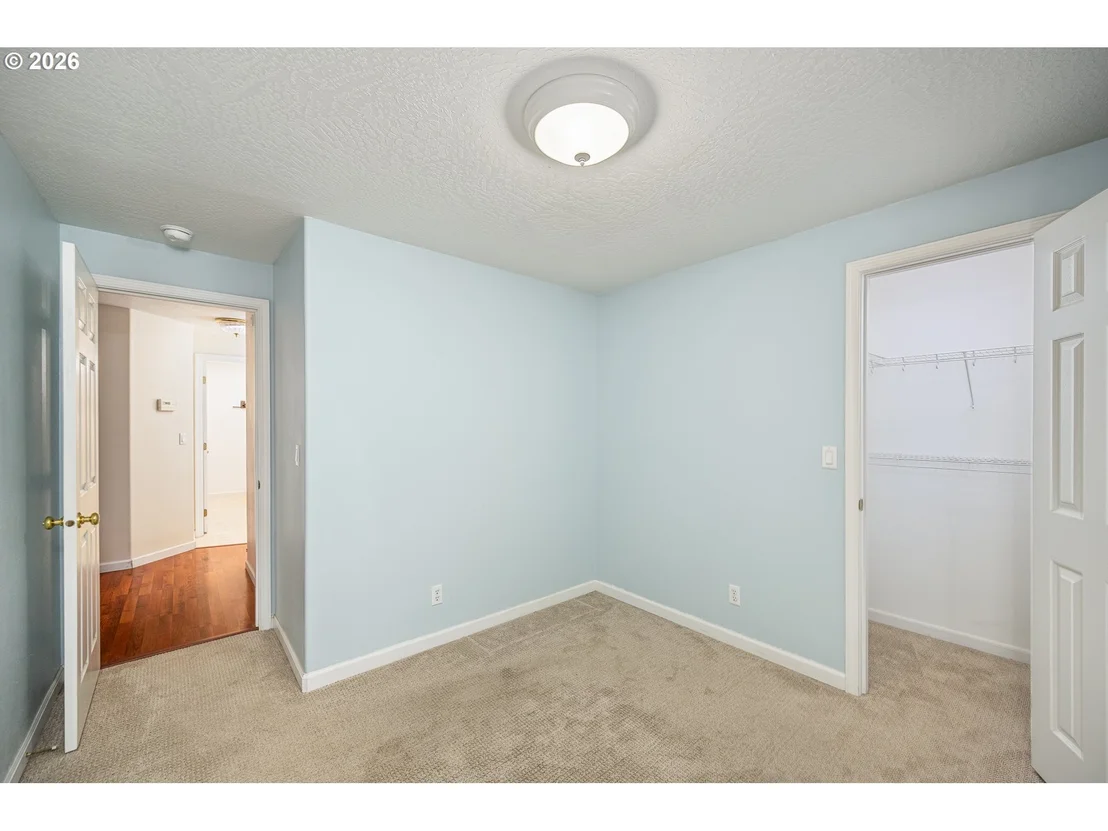 Photo of 1061 APPLEGATE PL