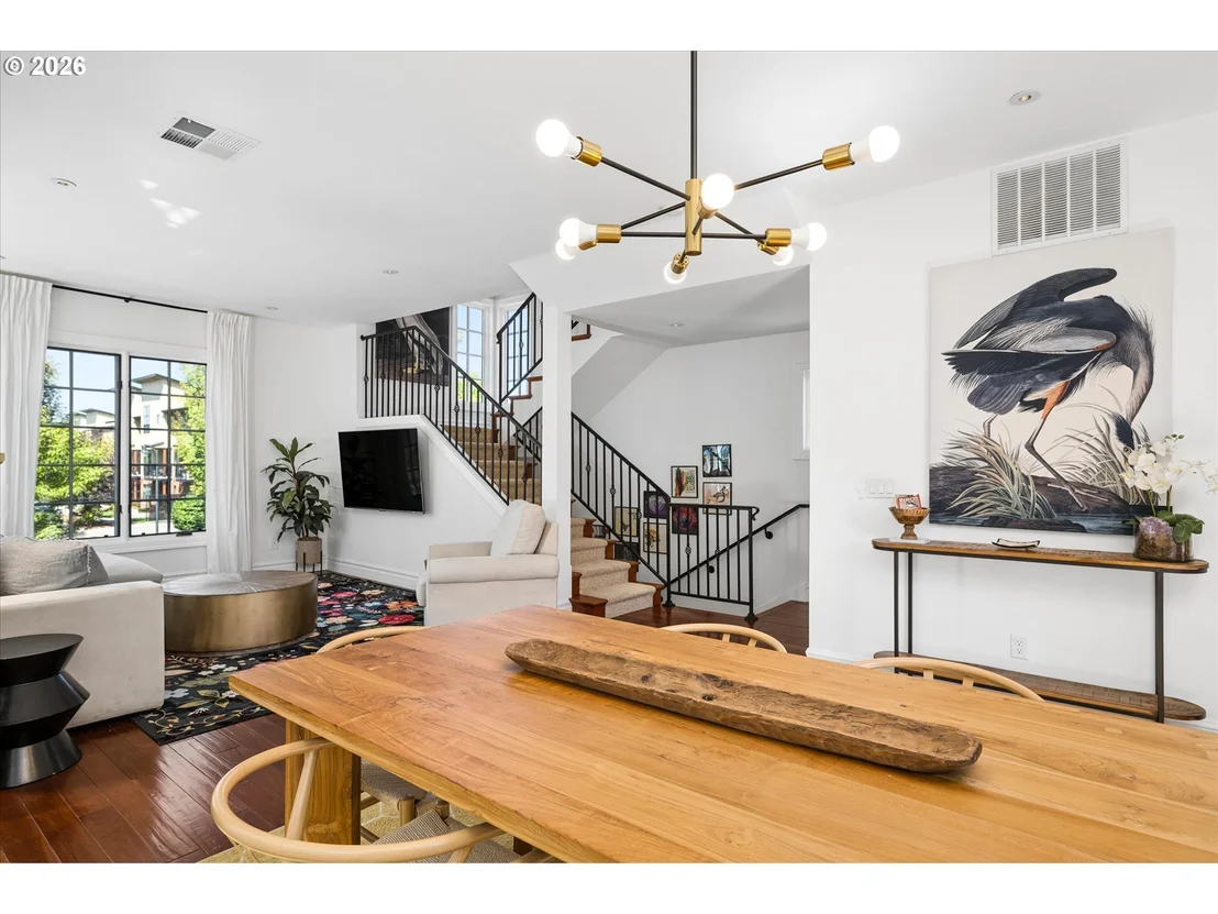 Photo of 2883 LORD BYRON PL