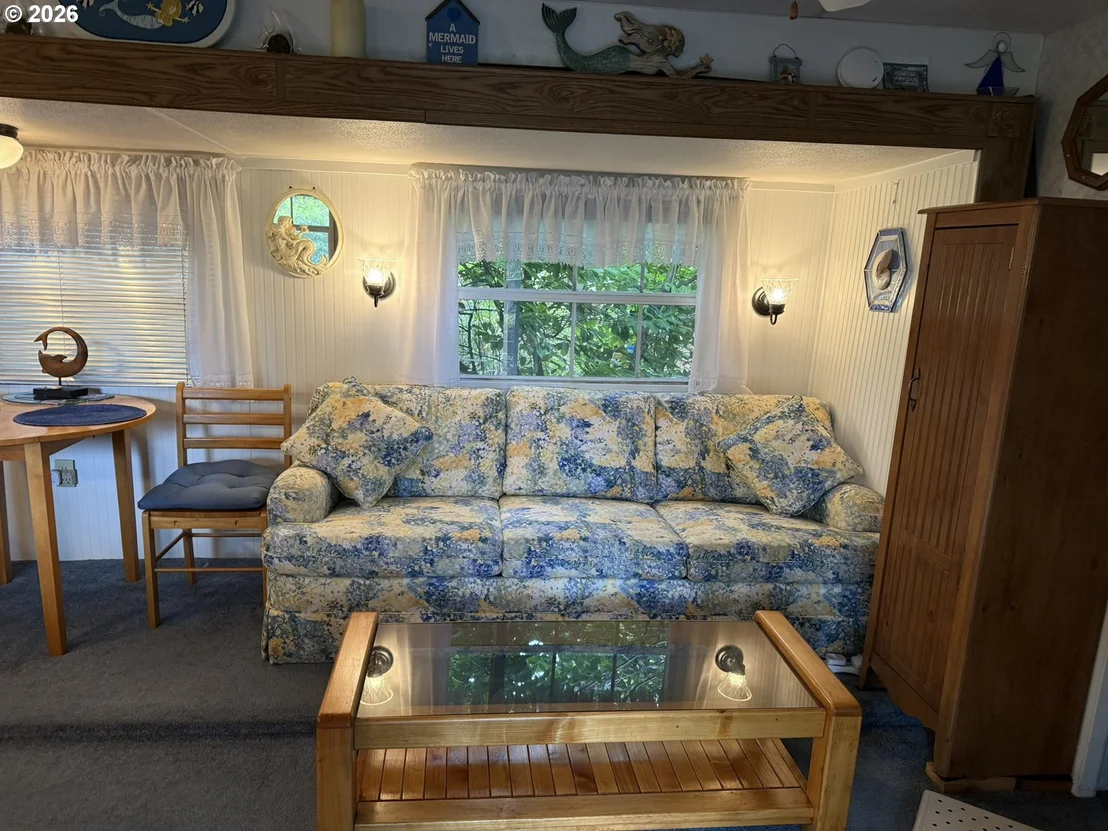 Photo of 112 SAILOR LN