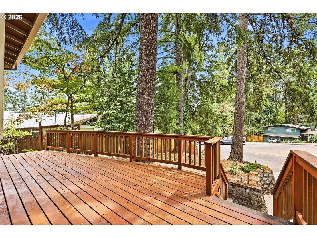 Photo of 30 COACHMAN DR