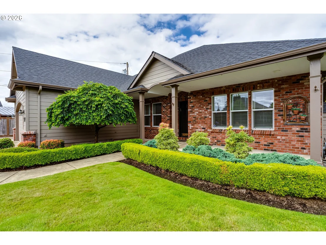 Photo of 1101 DELROSE CT