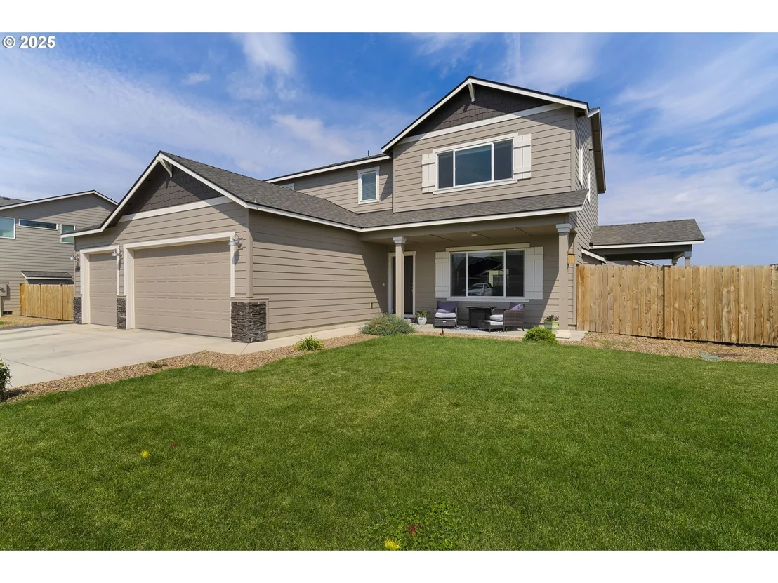 Photo of 280 NW DOUBLE EAGLE AVE