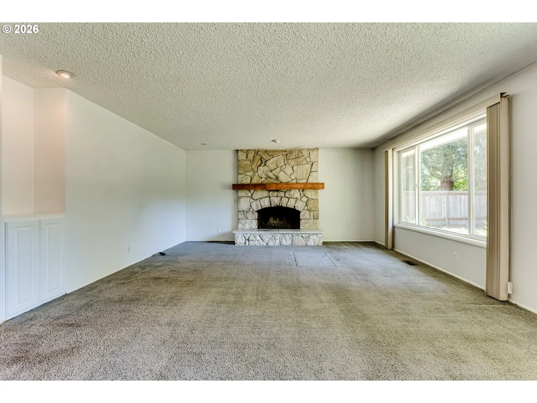 Photo of 4742 THUNDERBIRD ST