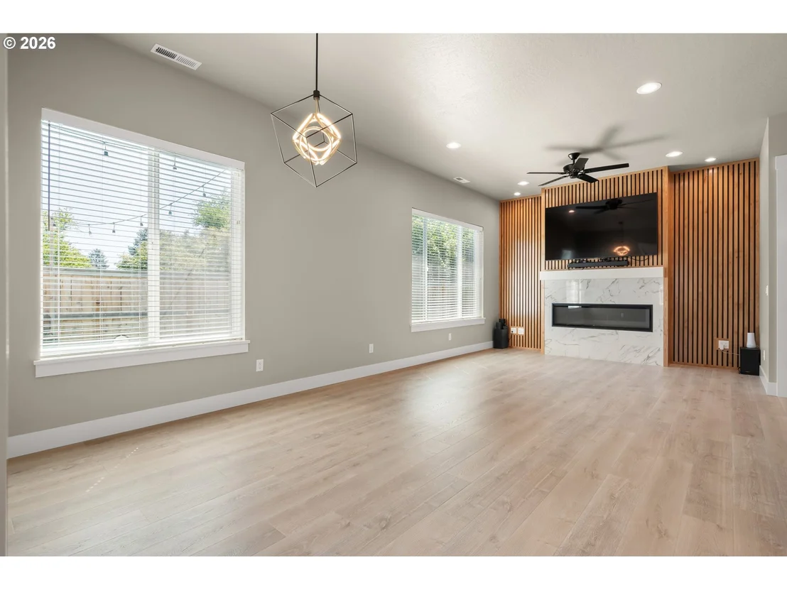 Photo of 544 BUSTER LN