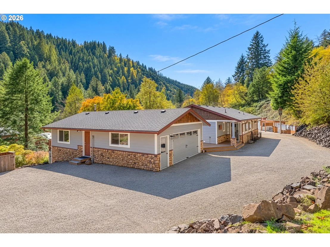 Photo of 15540 TRASK RIVER RD