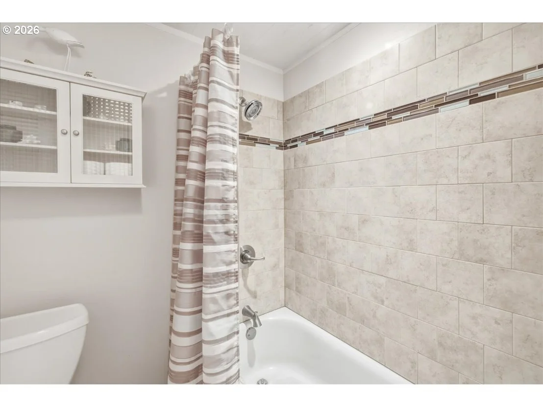 Photo of 210 CYPRESS AVE