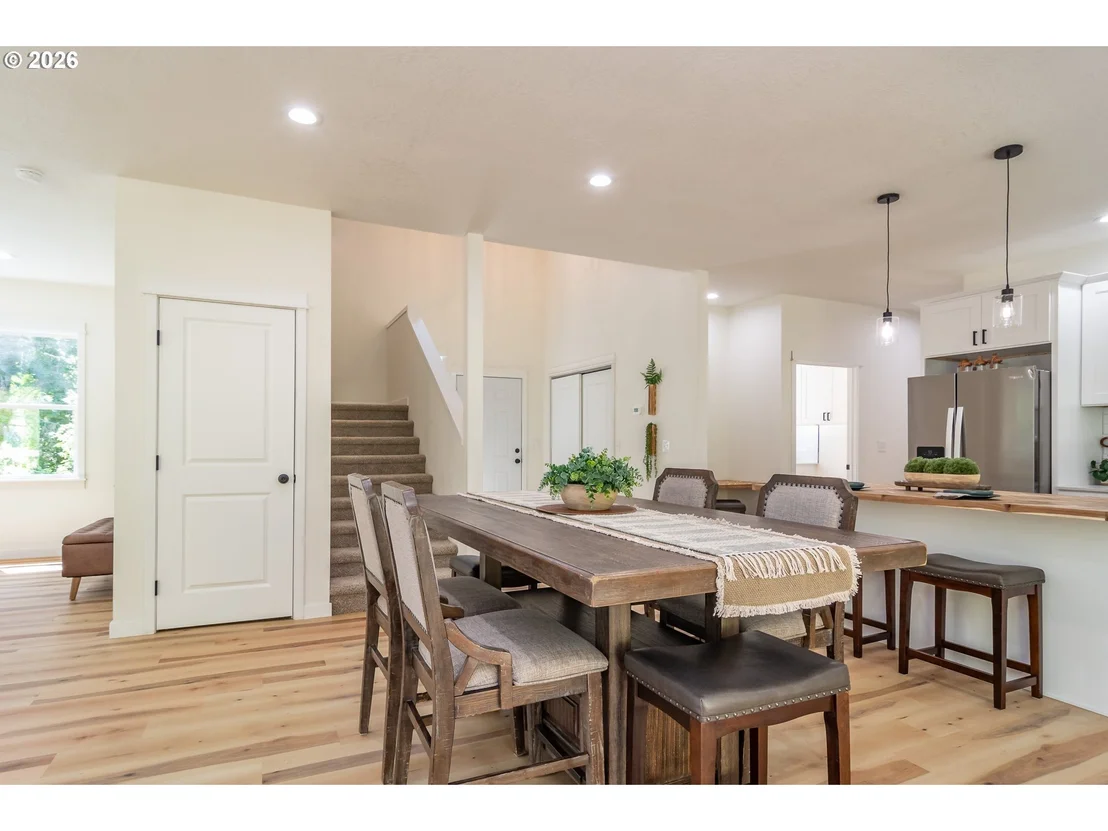 Photo of 492 TERRACE DR