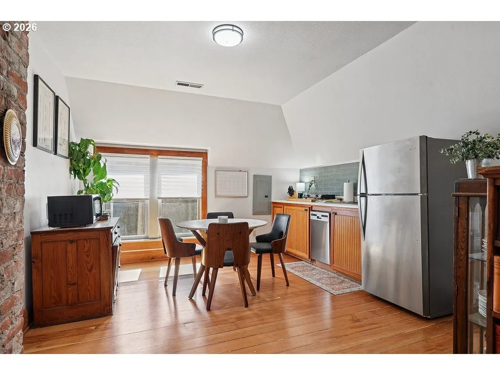 Photo of 436 LINCOLN ST
