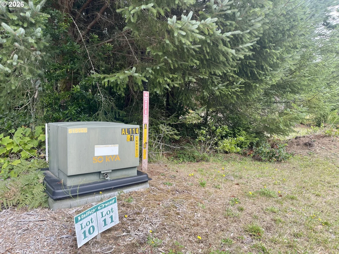 Photo of Unit LOT11 at Sandpoint RD