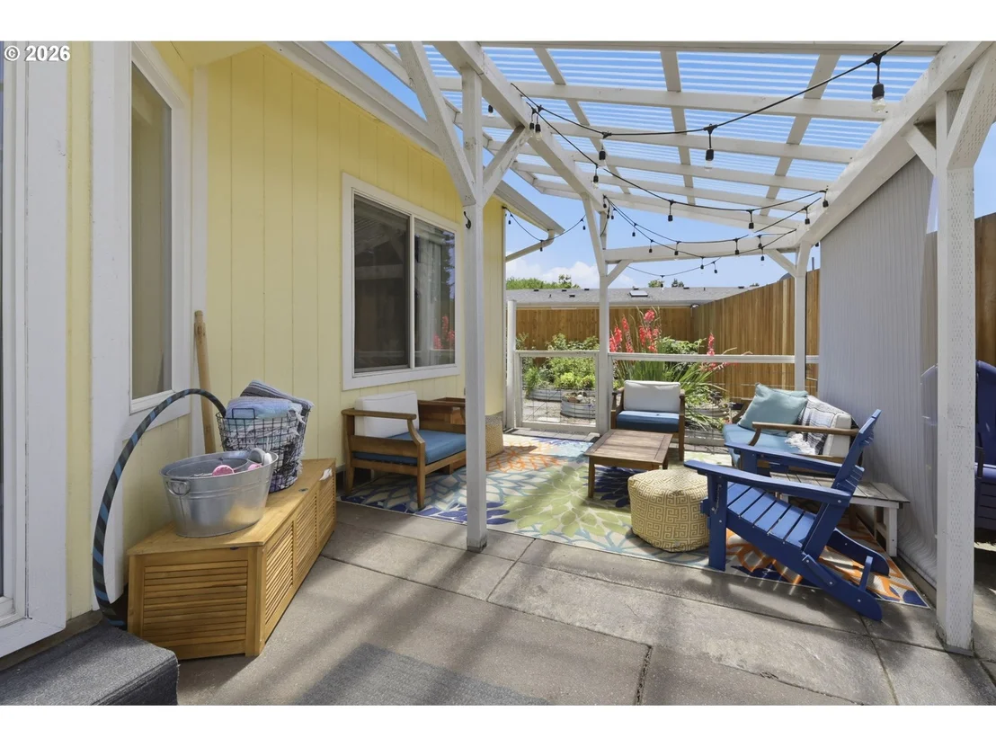 Photo of 2910 RIVER RD