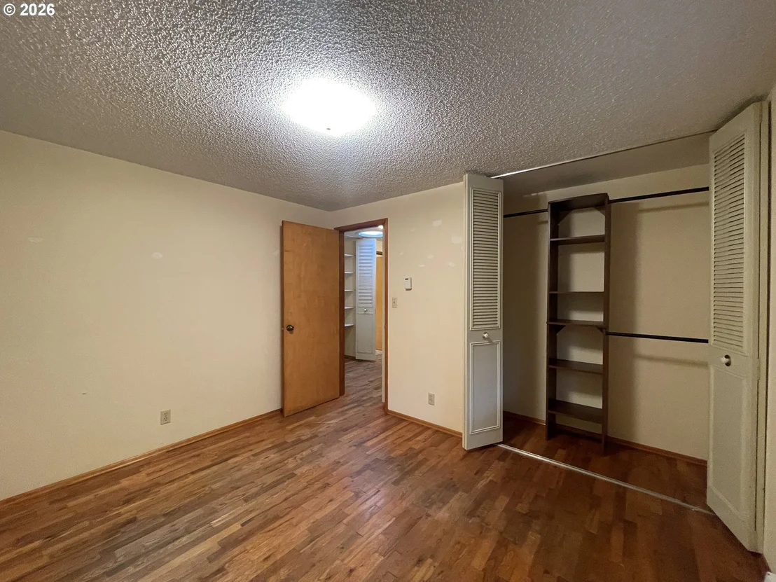 Photo of 853 CLARK ST