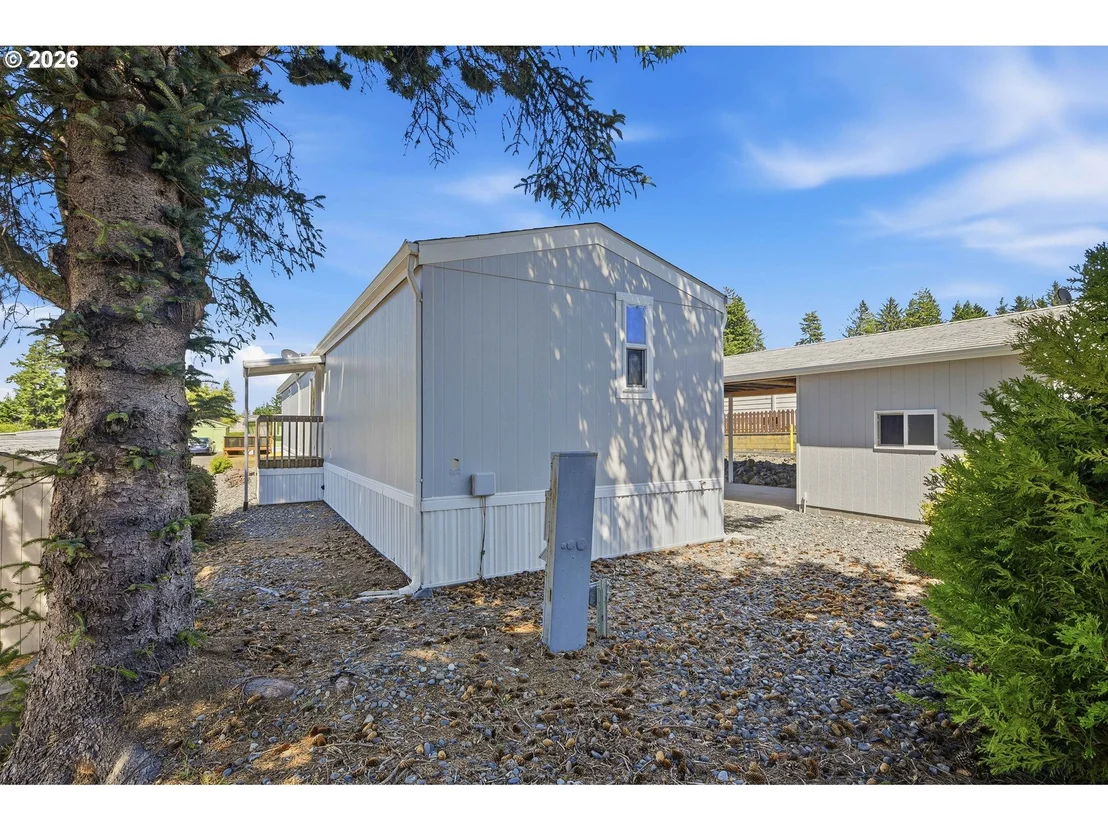 Photo of 1240 EMBARCADERO CIR