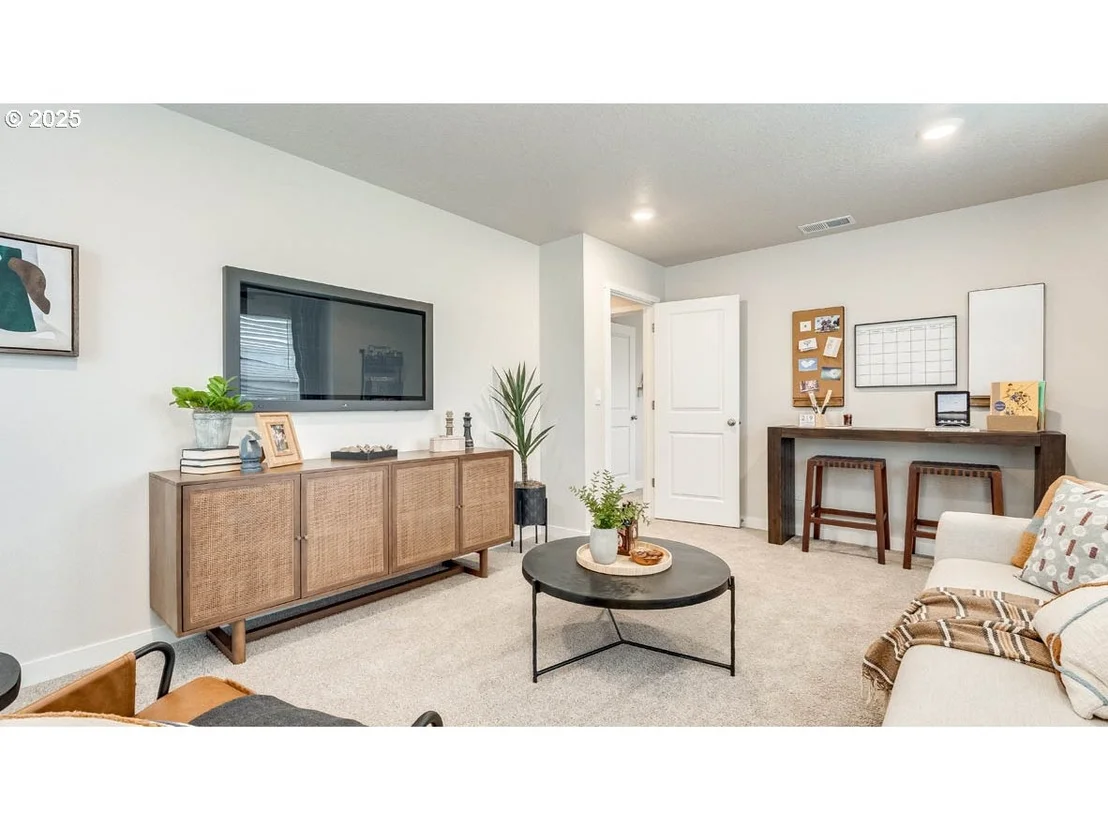Photo of 3696 SW BINFORD AVE