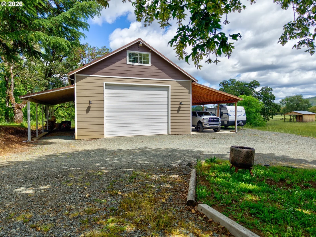 Photo of 1631 GLENBROOK LOOP RD