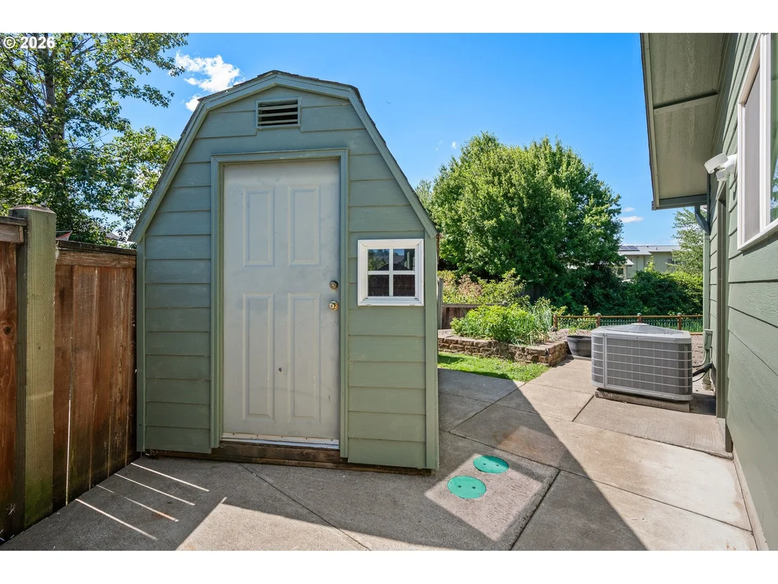 Photo of 4168 TORRINGTON AVE