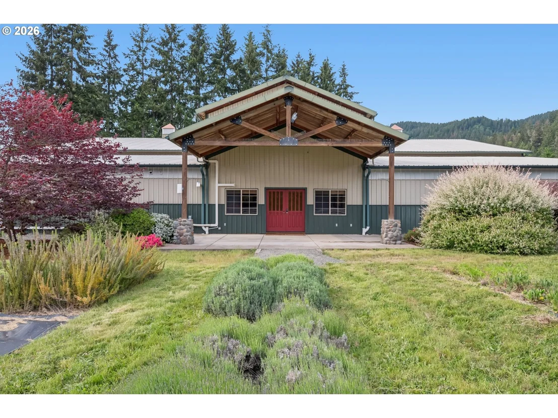 Photo of 33670 MCKENZIE VIEW DR