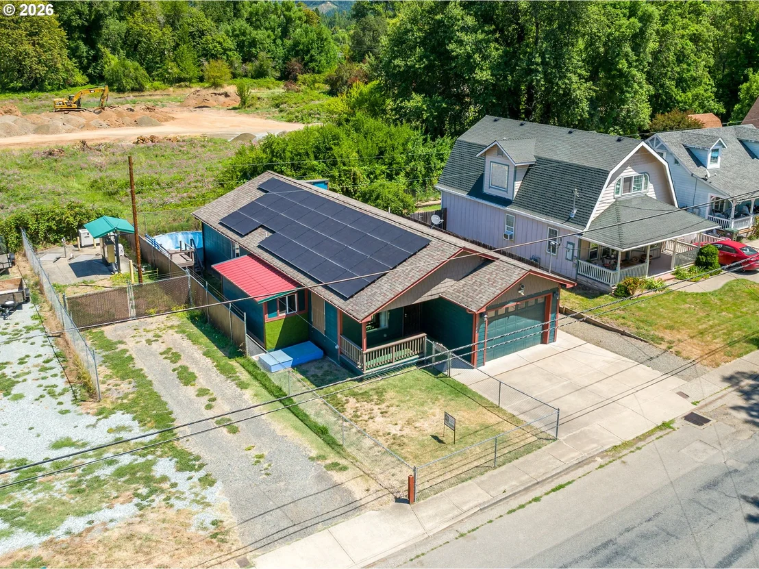 Photo of 356 SETHER AVE