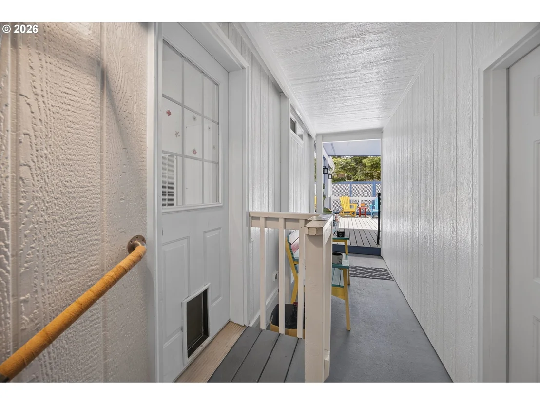 Photo of 438 SHERWOOD LOOP