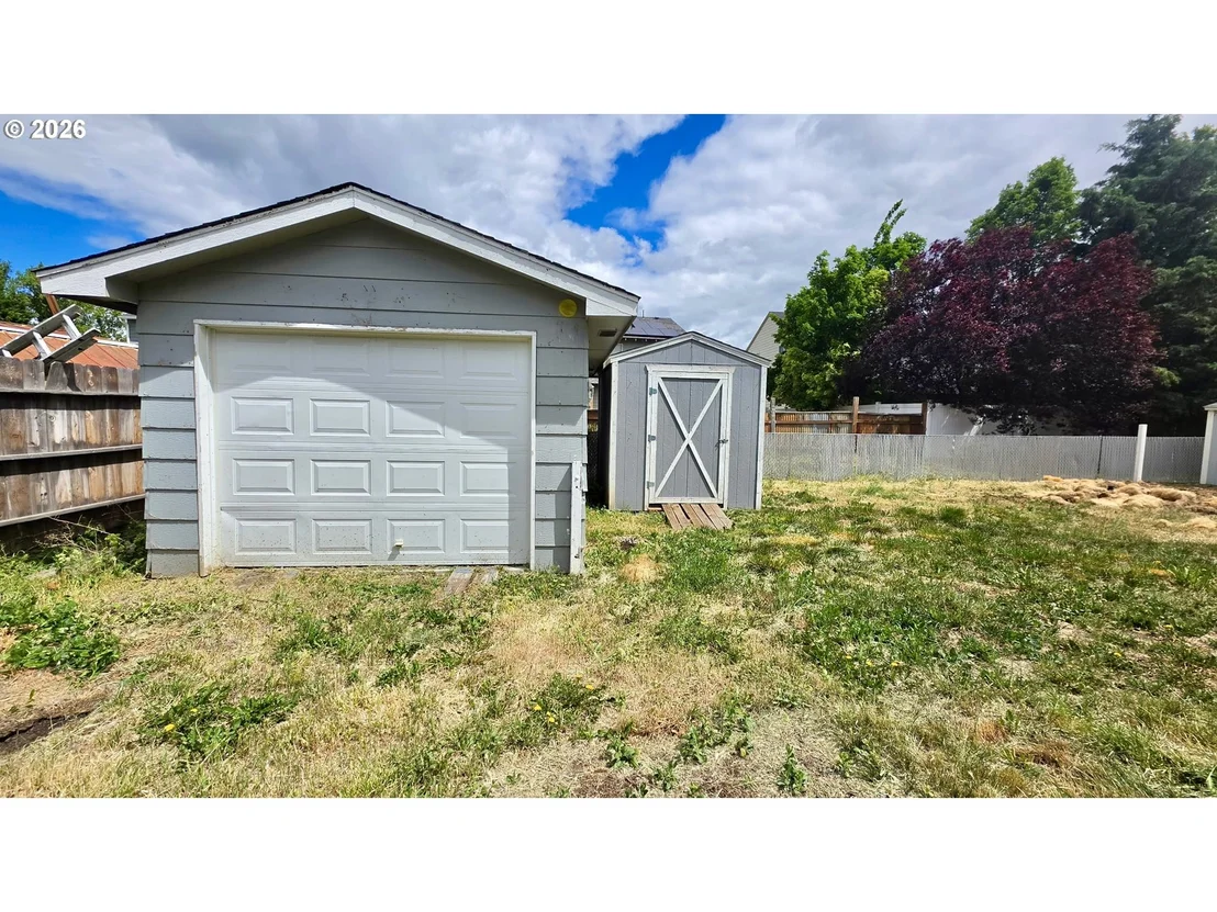 Photo of 5313 MAZAMA DR