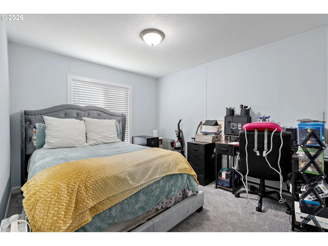 Photo of 518 SCOTTS GLEN DR