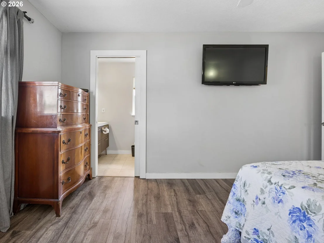 Photo of 644 SE MYRTLEWOOD PL
