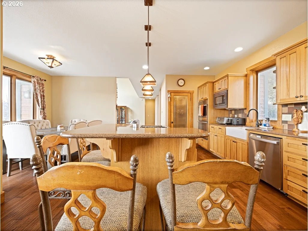 Photo of 4728 COOPERS HAWK RD