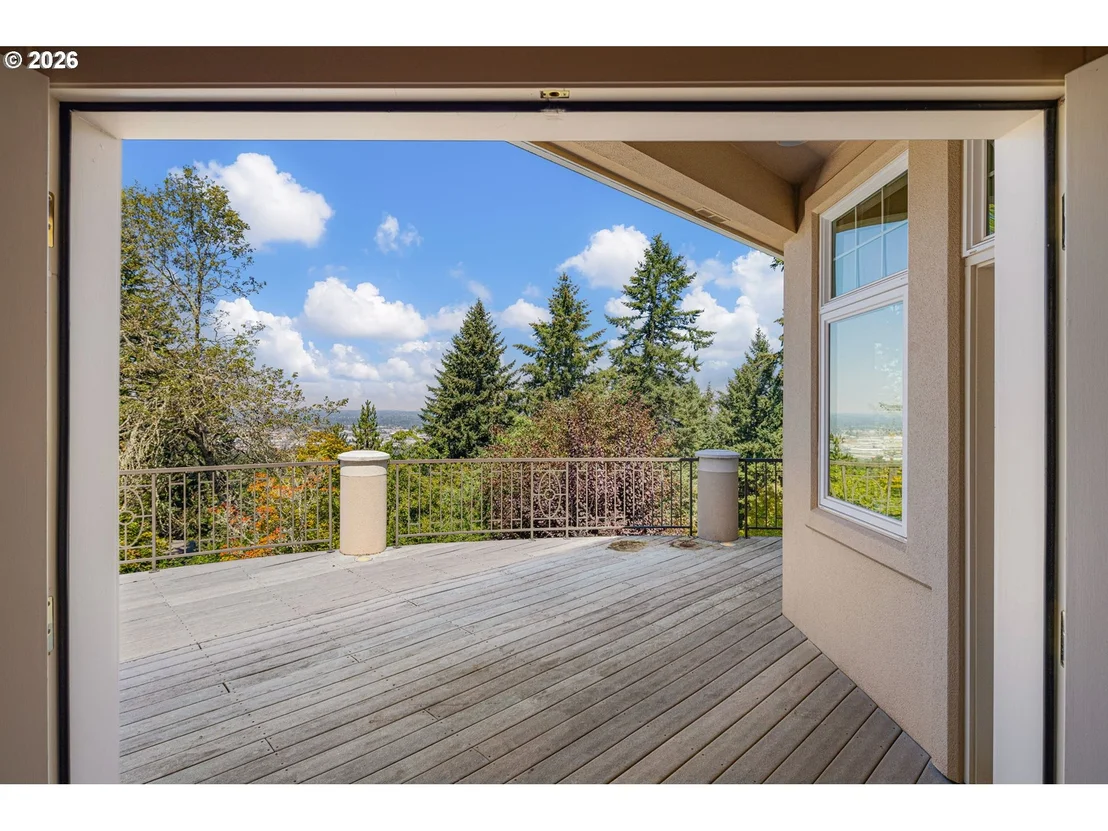 Photo of 2663 RIDGEMONT DR