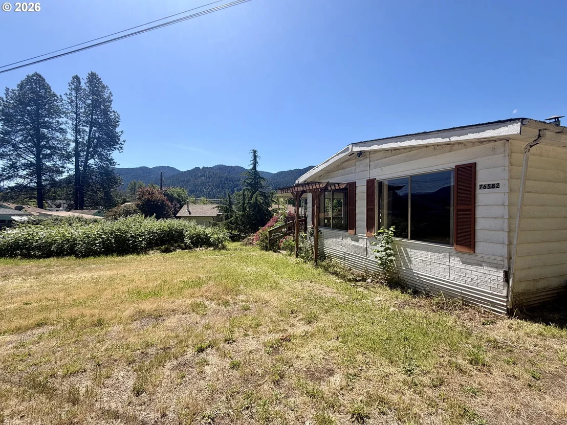 Photo of 76582 DAVIS RD