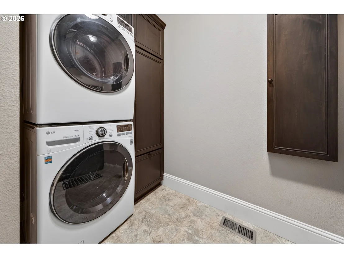 Photo of 3571 SUMMIT SKY BLVD