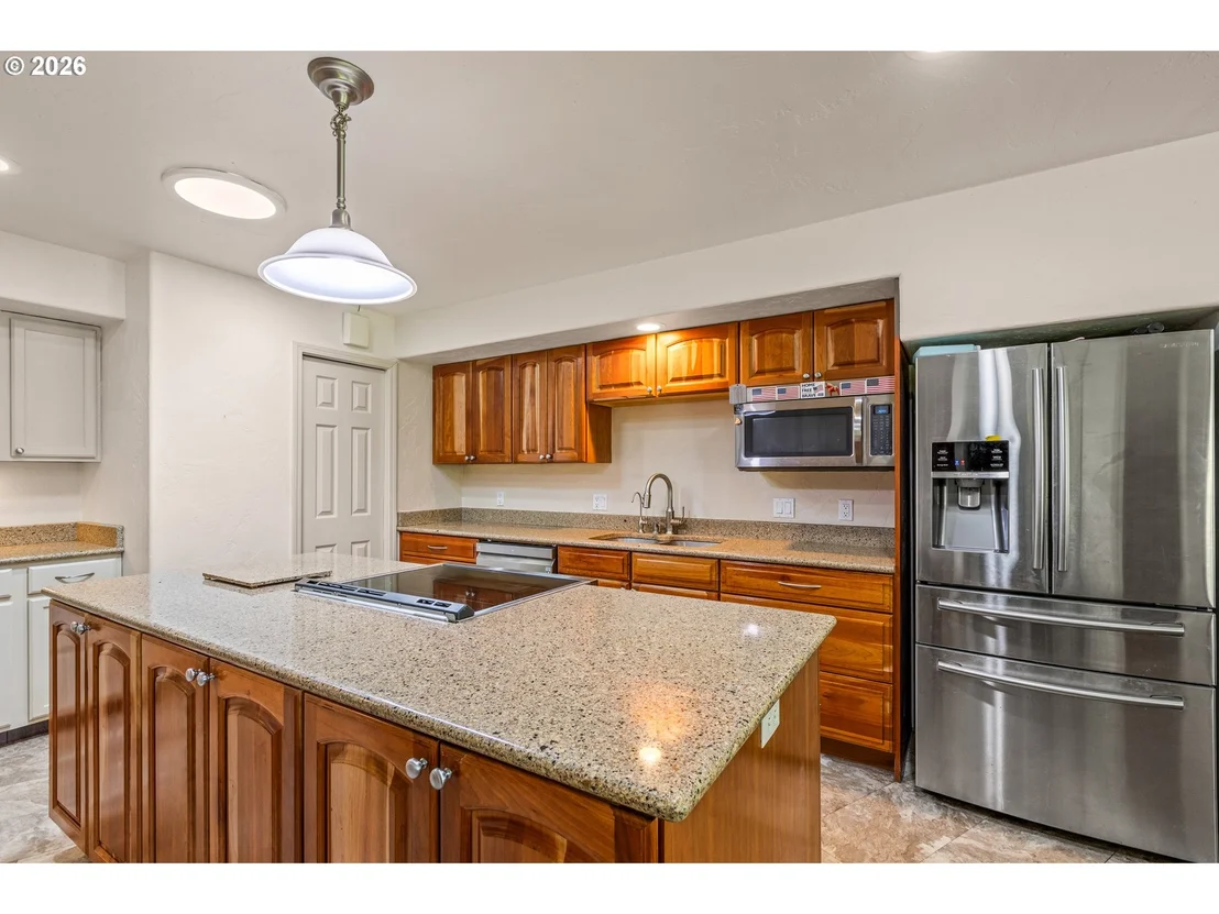 Photo of 757 ECHO DR