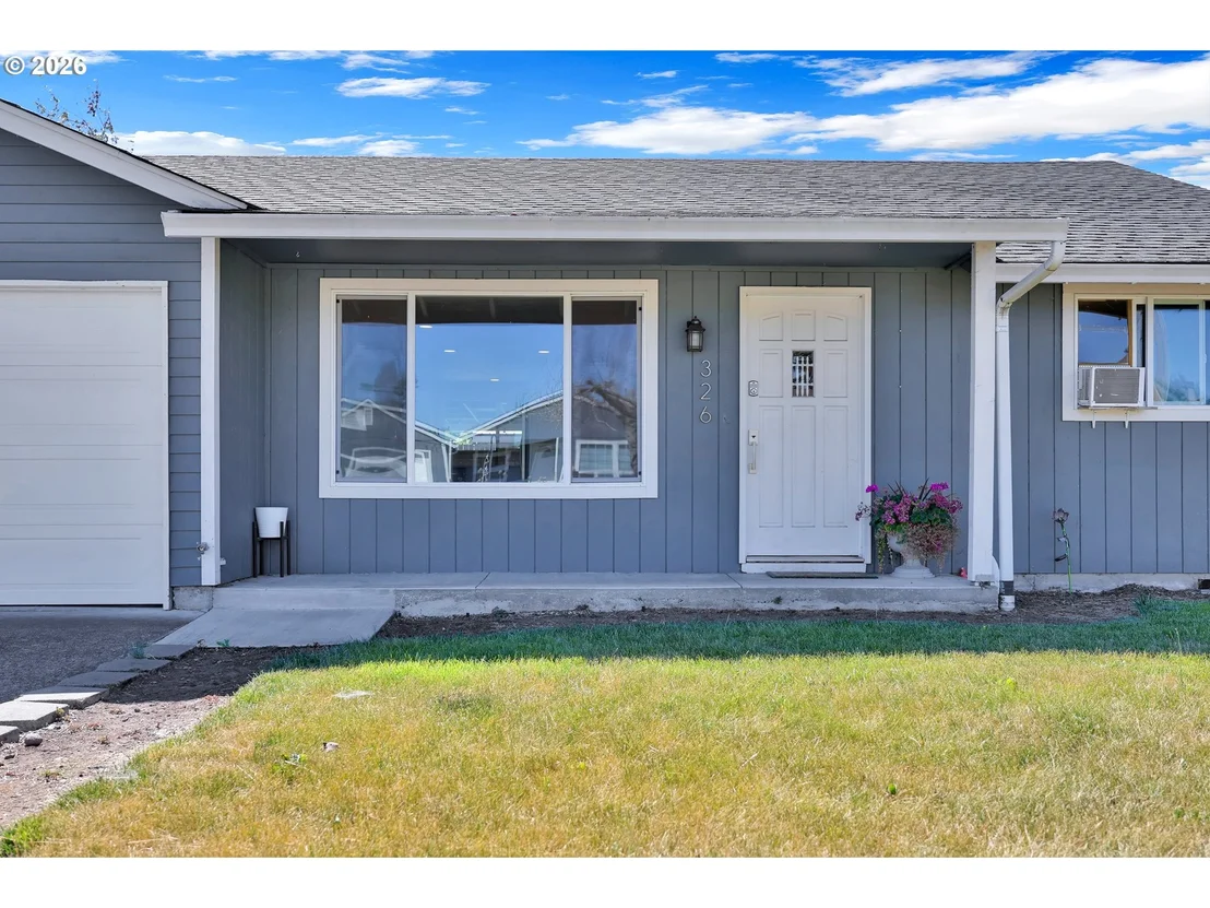 Photo of 326 38TH PL