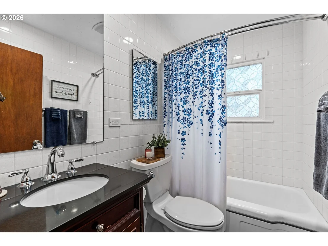 Photo of 2343 WILBUR AVE