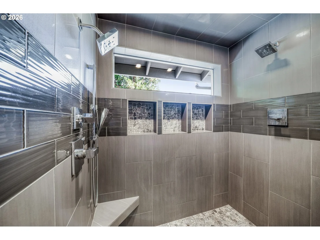 Photo of 673 SHORELINE WAY