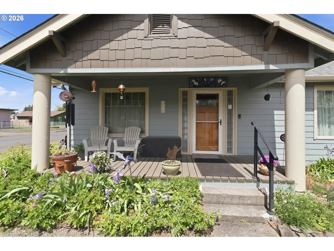 Photo of 352 W M ST