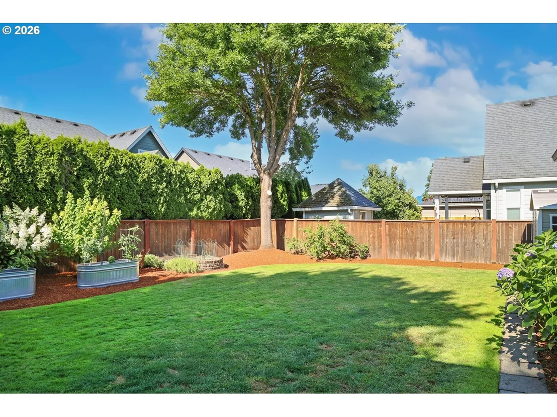Photo of 347 LAZY AVE