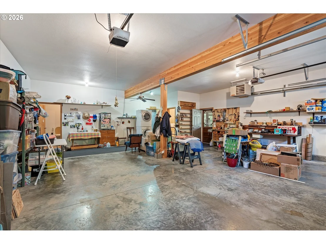 Photo of 395 BONANZA ST