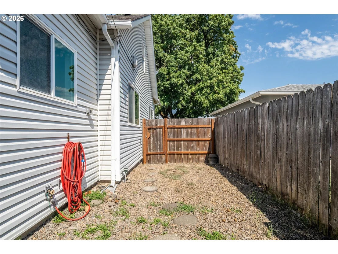 Photo of 1147 JUNIPER ST