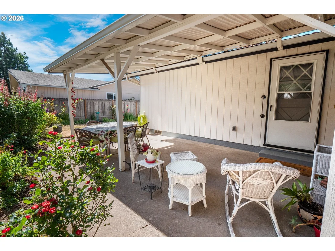 Photo of 1421 Lawnridge AVE