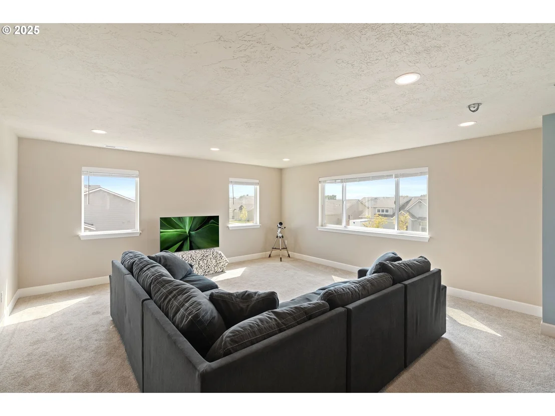 Photo of 280 NW DOUBLE EAGLE AVE