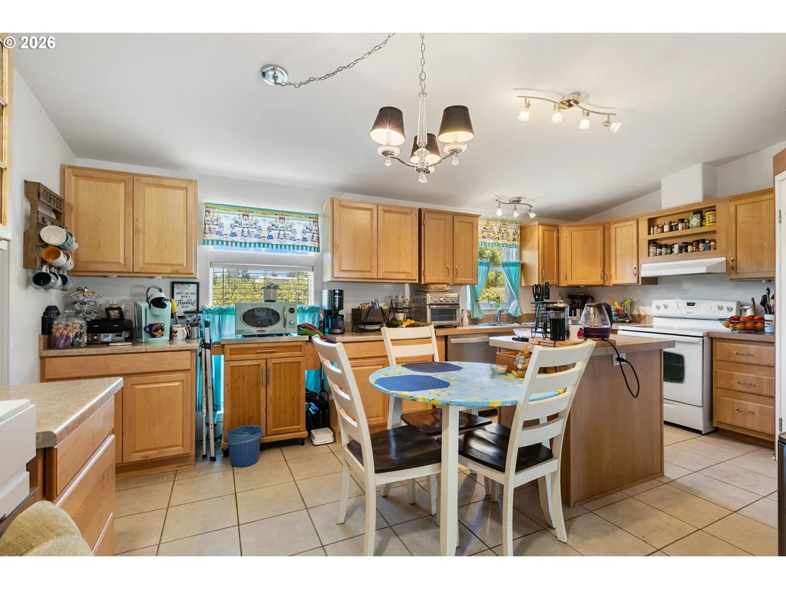 Photo of 736 PENNY LN