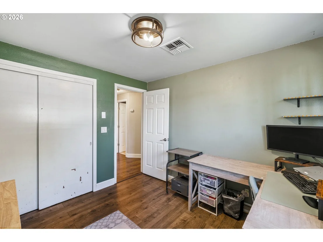 Photo of 276 KNIGHT AVE