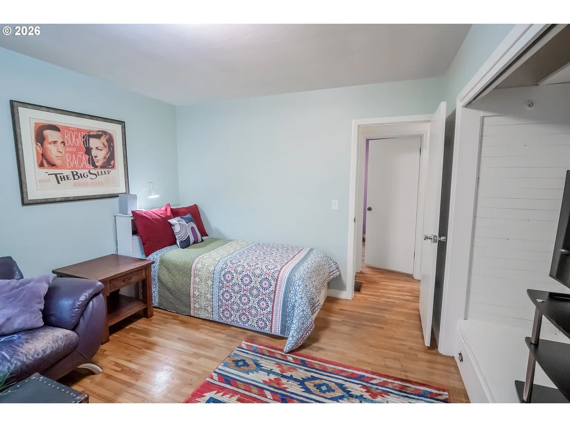 Photo of 541 W 21ST AVE