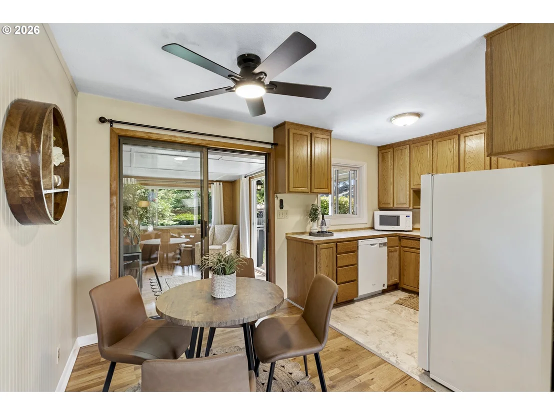 Photo of 845 CORNELL AVE
