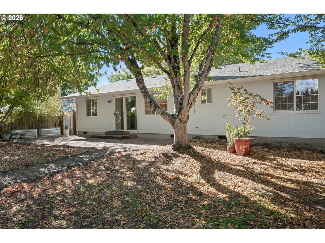 Photo of 1315 ARCADIA DR