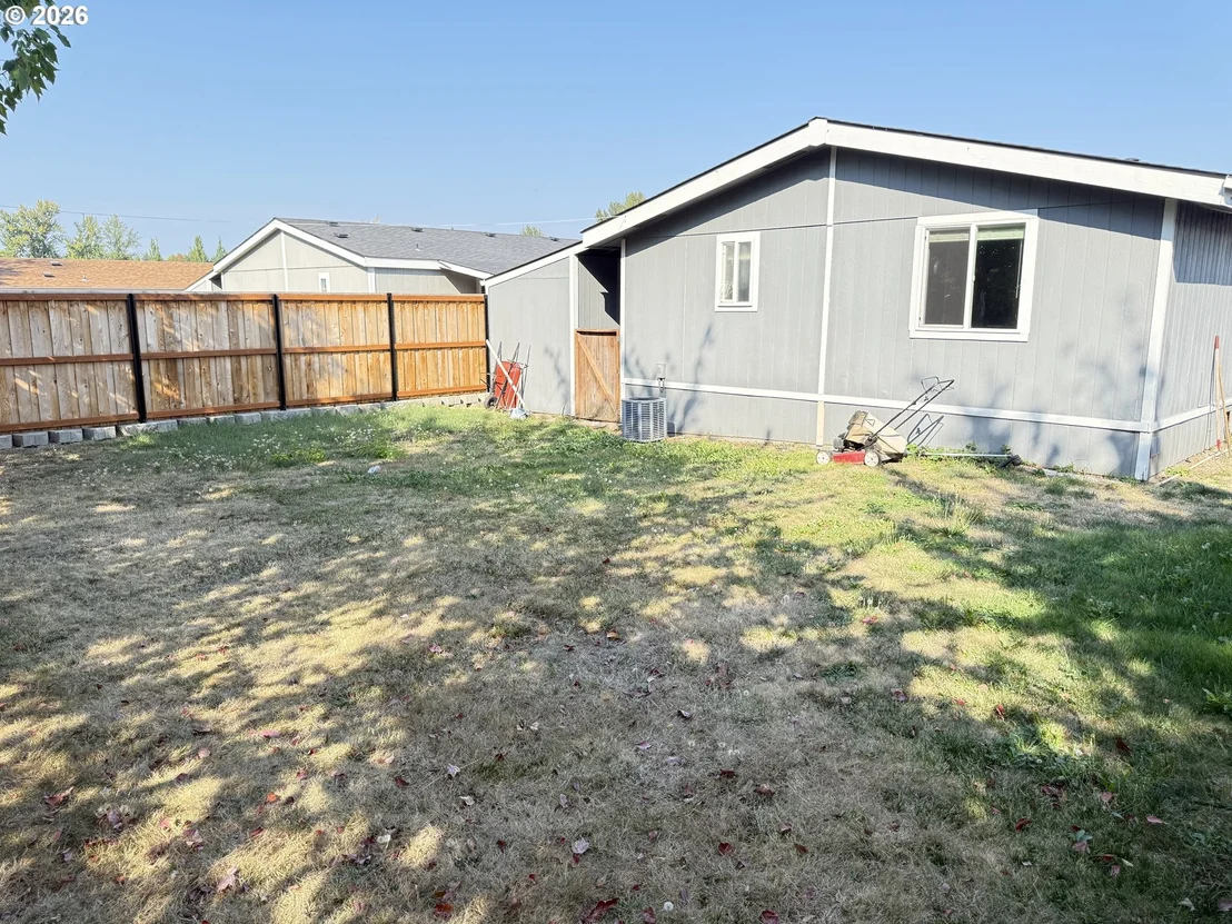 Photo of Unit 51 at 1949 SE Palmquist RD