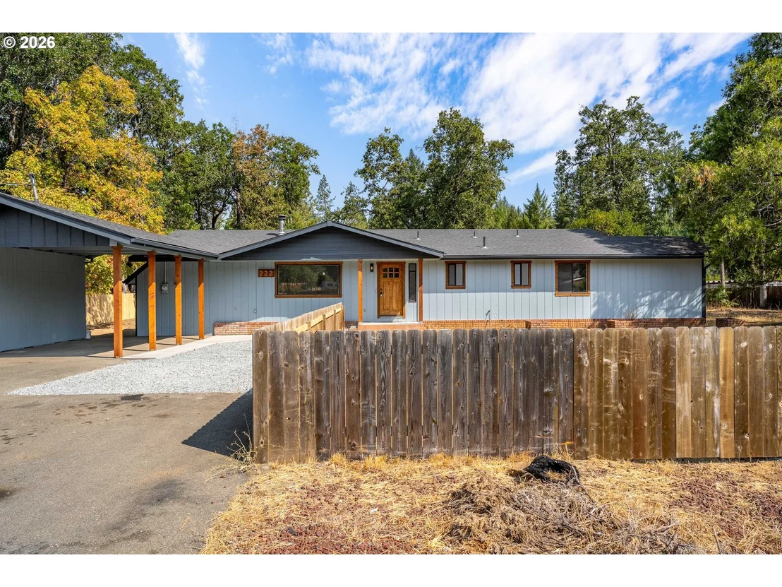 Photo of 222 SHADYWOOD DR