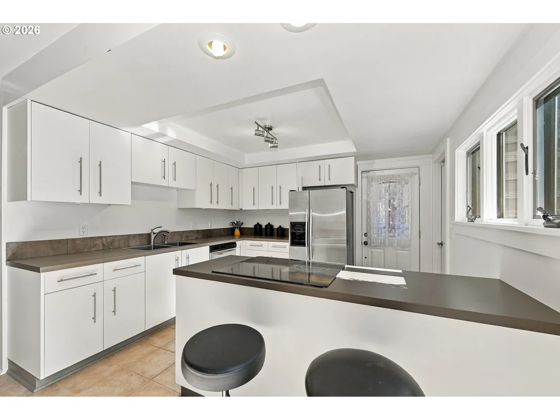 Photo of 580 HORN LN