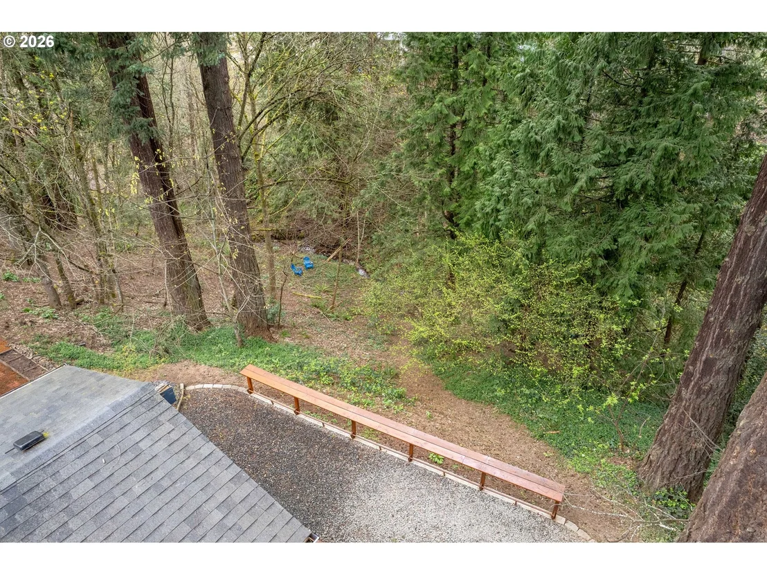 Photo of 1880 SW HEINEY RD
